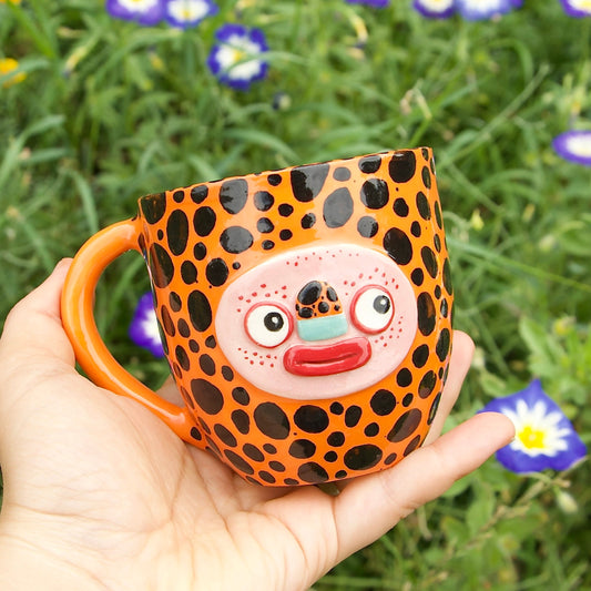 Miniaturowy kubek w cętki, 240ml