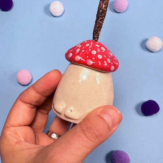 Miniature incense holder “Fly agaric with a little butt”